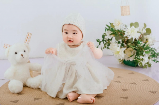 阿里怀孕初期小腹坠胀