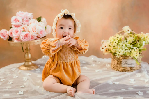 阿里六个月宝宝的发育标准 阿里六个月宝宝的发育标准